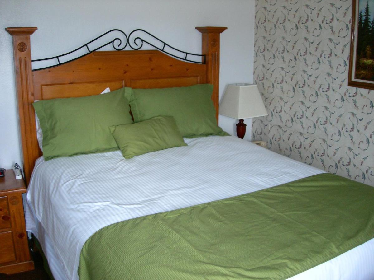 Walker River Lodge Μπρίτζπορτ Δωμάτιο φωτογραφία