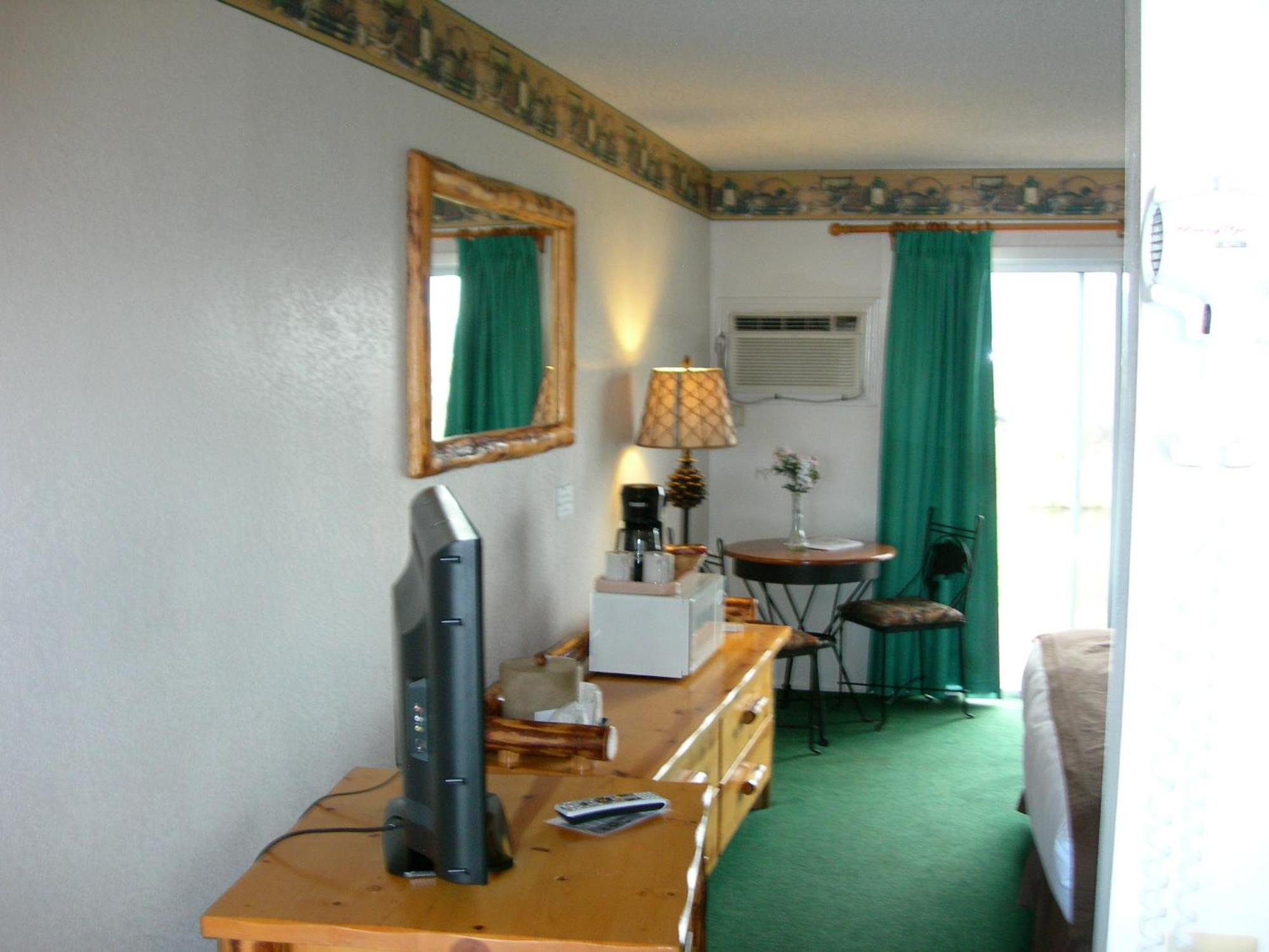 Walker River Lodge Μπρίτζπορτ Δωμάτιο φωτογραφία
