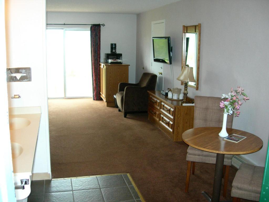 Walker River Lodge Μπρίτζπορτ Δωμάτιο φωτογραφία